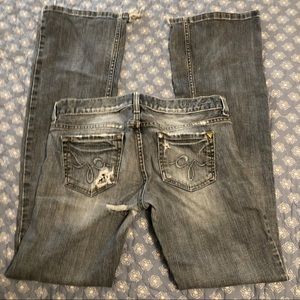 🔹FREE🔹 w/ purchase WELL LOVED ♥️ Guess Jeans 👖